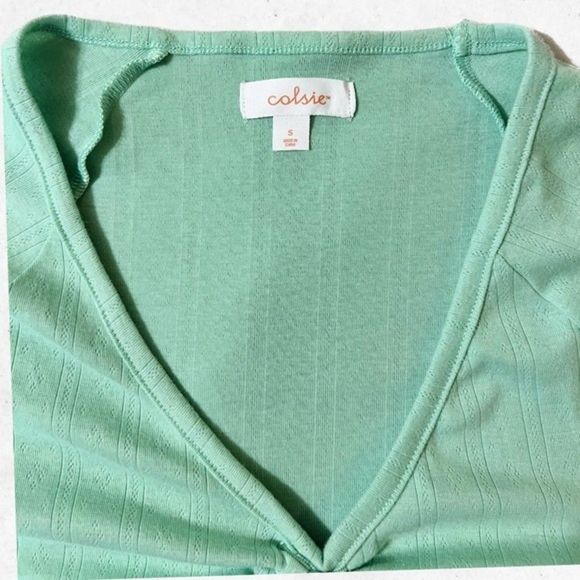COLSIE Mint Crop Top Short Sleeves Stretch Shirred Front Size S V‎ Neck NWT - Picture 3 of 7